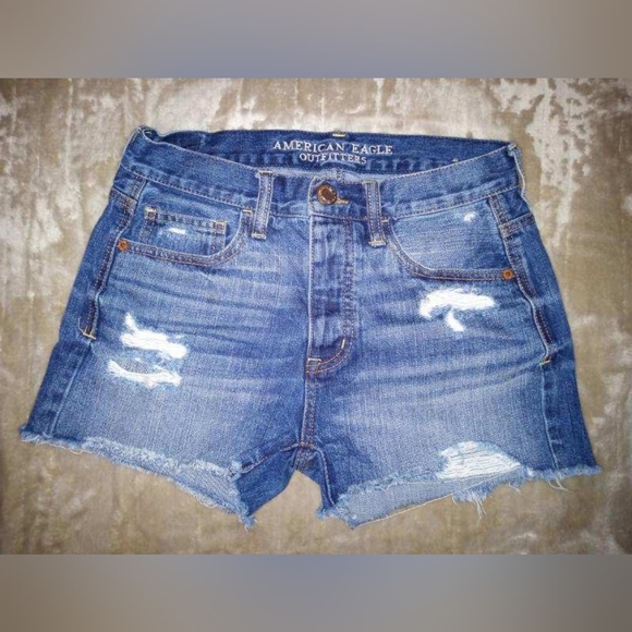 AEO distressed shorts - Picture 4 of 4